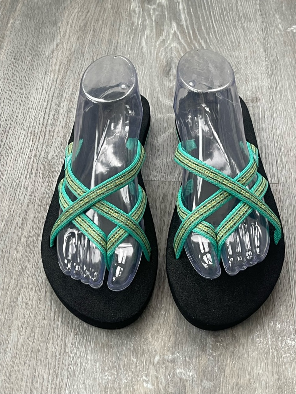 Teva Olowahu Teal Black Flip Flops Size 10